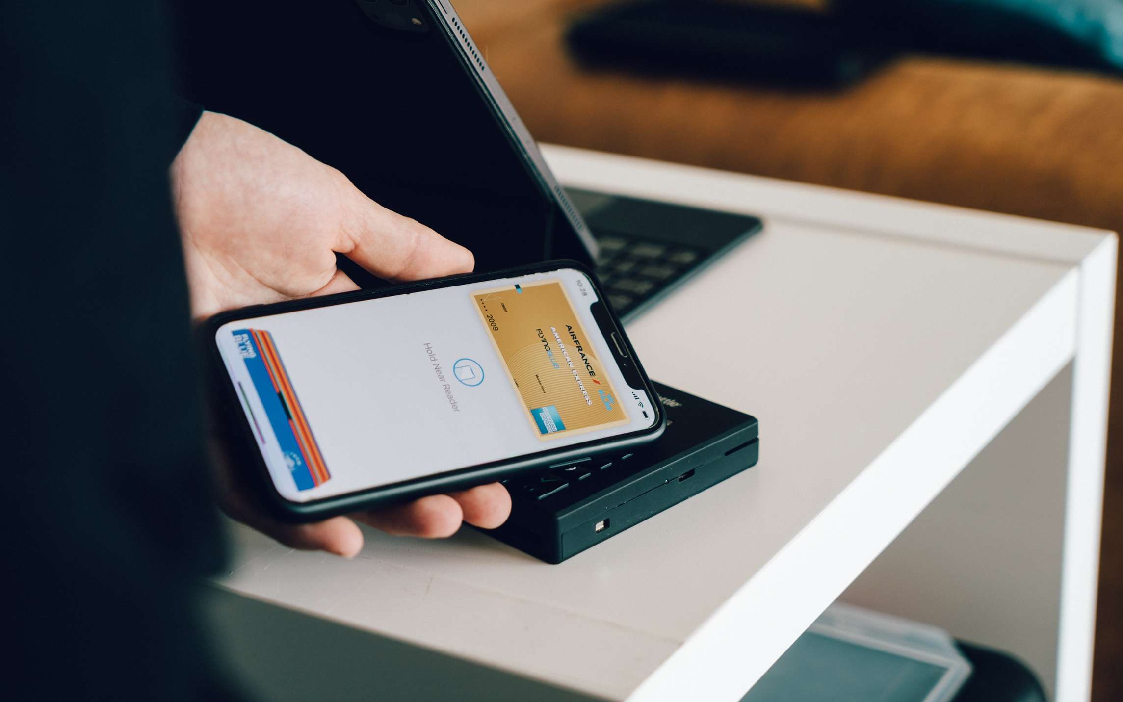 Why You Should Use E-wallets For Your Small Business